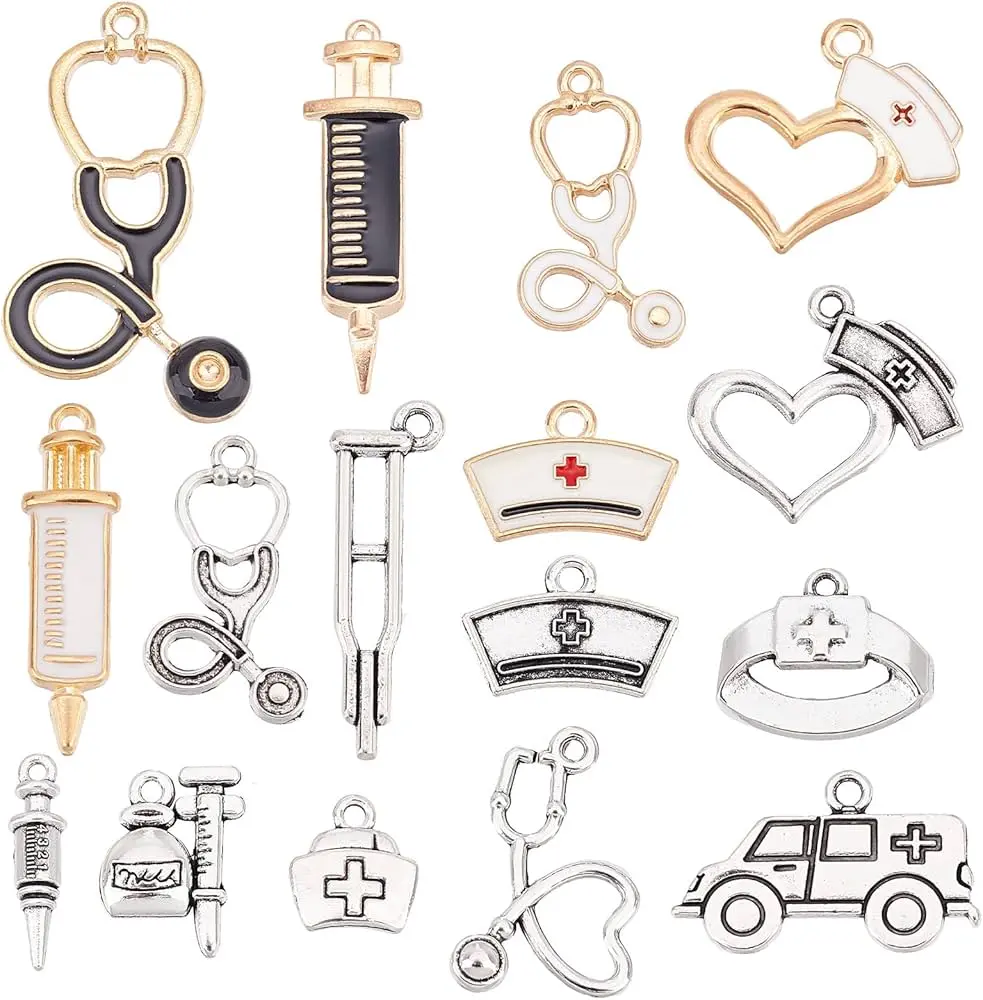 Breloques sur le theme des infirmieres